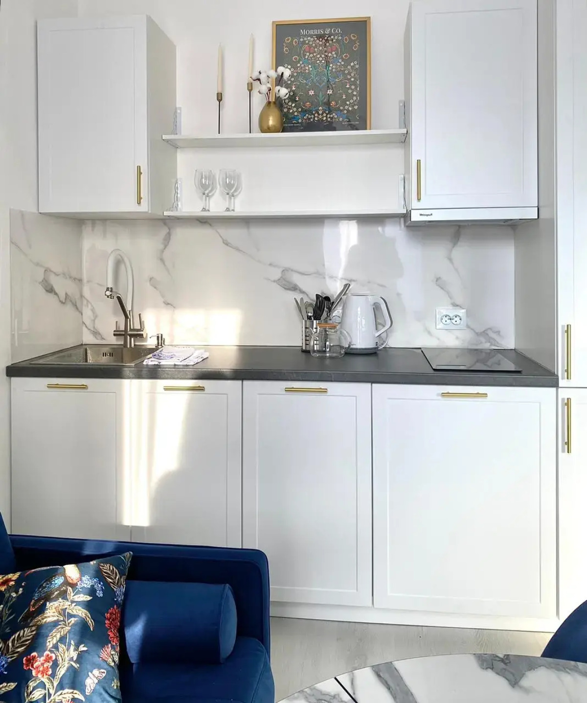 Квартира Стильная Мансардная Квартира Студия у Аэропорта