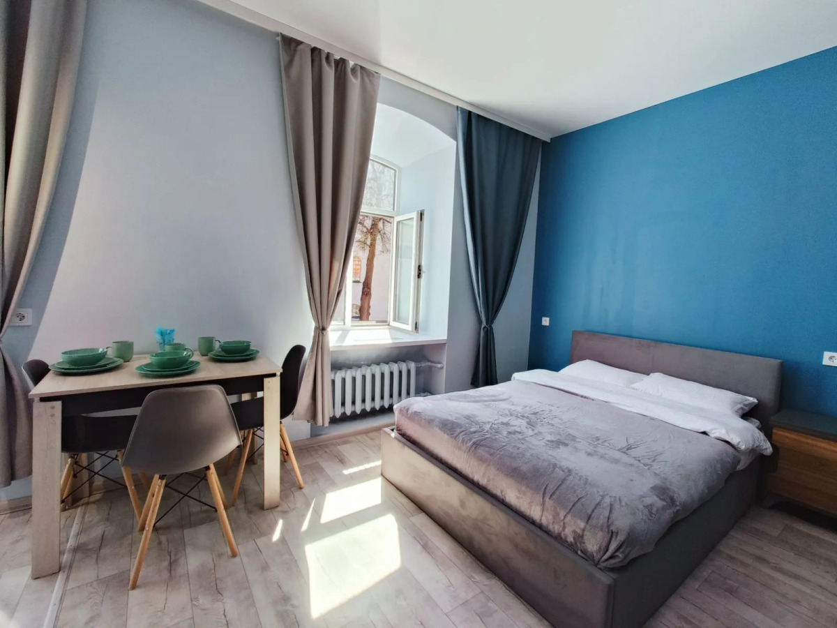 Апартаменты на Покровской Blue №2