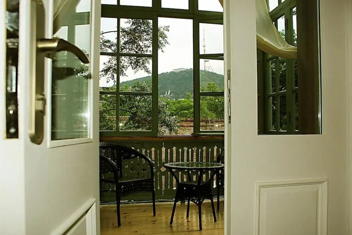 Отель Old Tbilisi Rooms 38