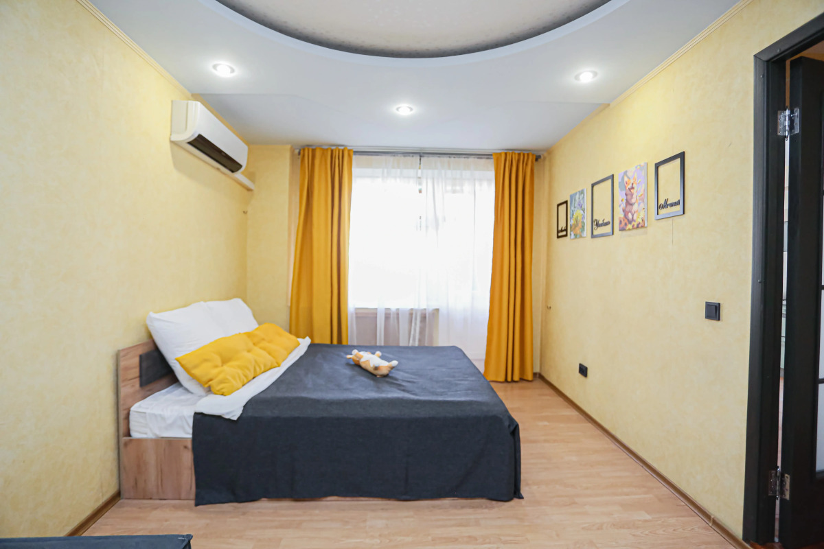 Апартаменты. У нас лучше, чем дома SunSet Родионова 193. КОРГИ