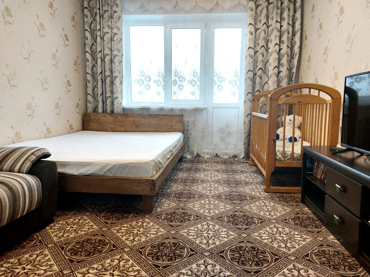 Апартаменты на Петра Алексеева