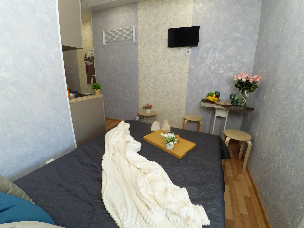 Студия 2 Тат Хаус на улице Нурсултана Назарбаева 9 в центре города у станции метро