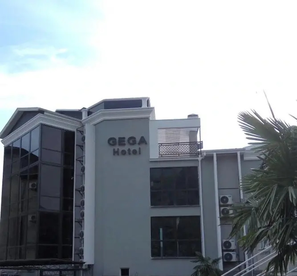 Отель Гега