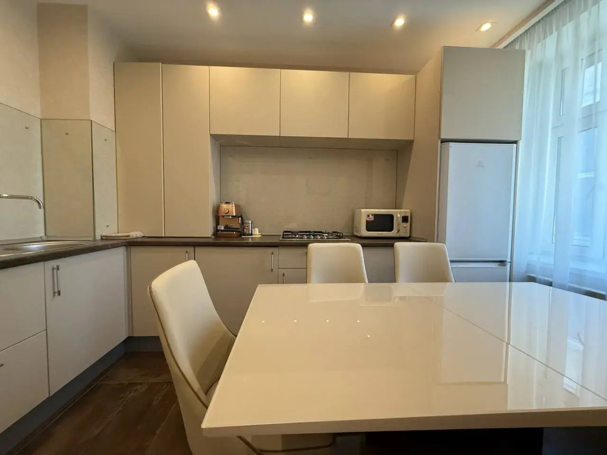 Апартаменты Deluxe c двумя спальнями и сан. узлами на Баумана ApartKazan