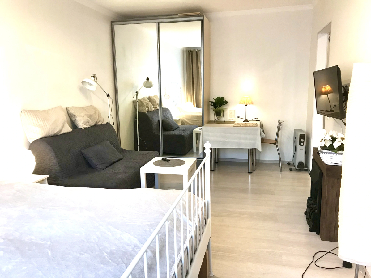 Апартаменты у метро Приморская