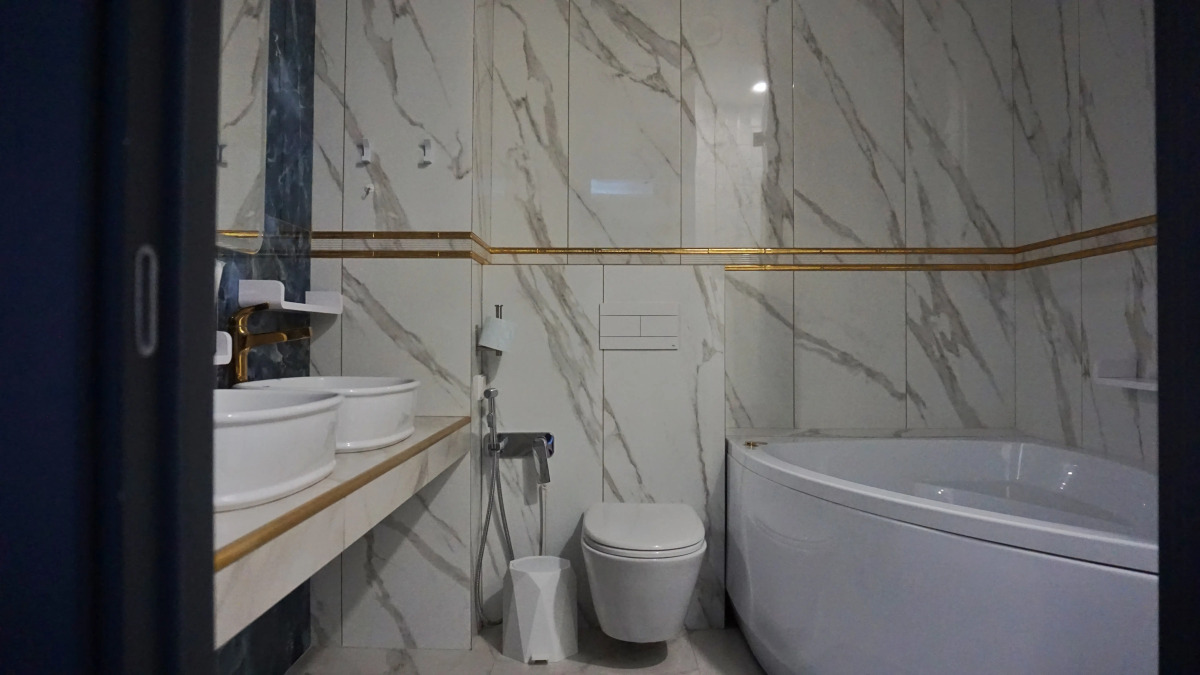 Квартира просторная трешка