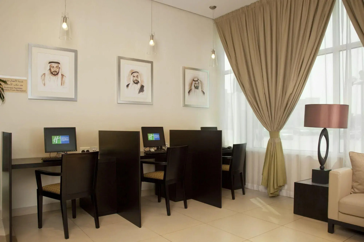 Holiday Inn Express | Dubai Internet City, an IHG Hotel