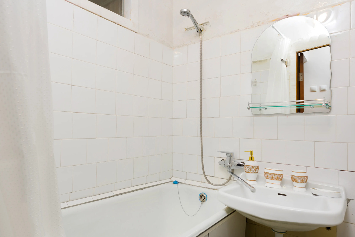 Квартира Двухкомнатная на Тельмана 5