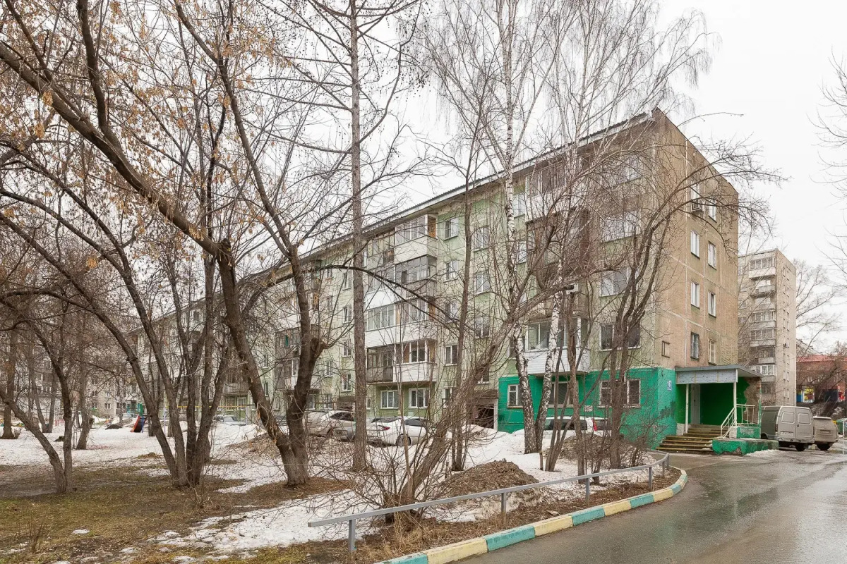 Квартира Двушка с изолированными комнатами, 5 минут до Золотой Нивы