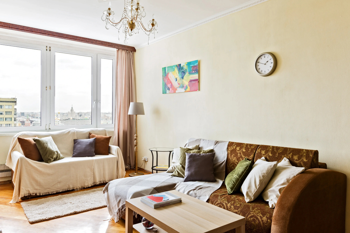 Great view on Kremlin 2 rooms apartment 23 floor