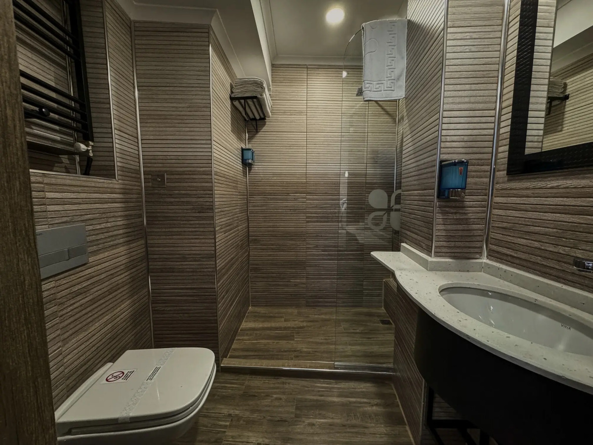 Отель Grand Clover