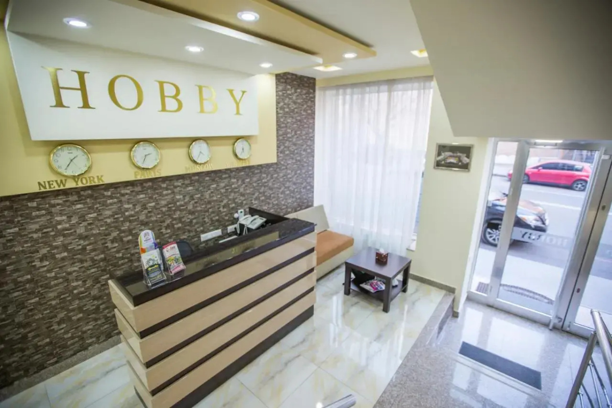 Отель Hobby