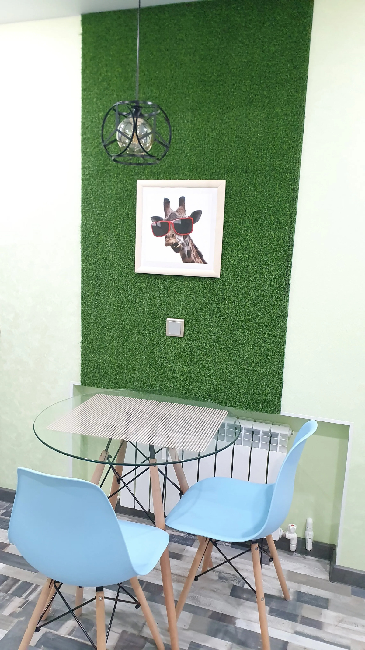 Квартира-студия новая в самом центре города с дизайнерским ремонтом