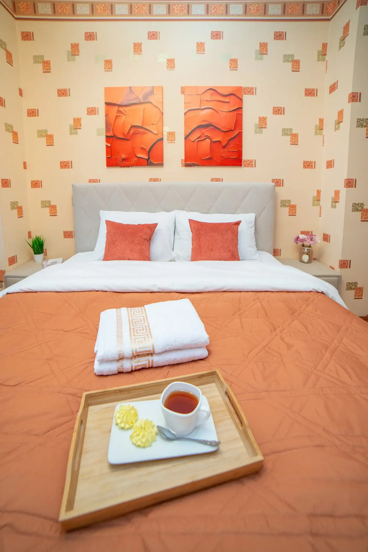 Апартаменты Радищева 12 трехкомнатная