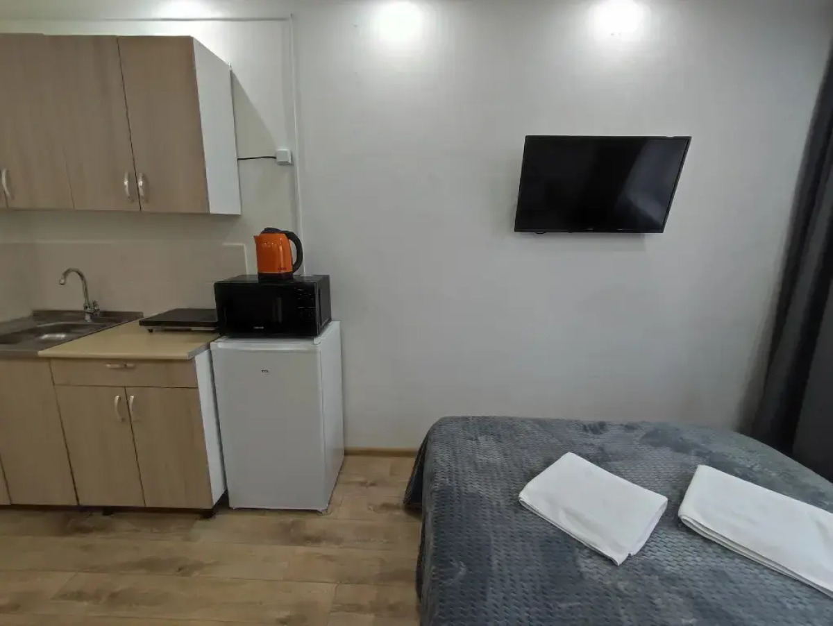 Апартаменты ДОМИНО рядом с ТЦ Взлетка Плаза 2