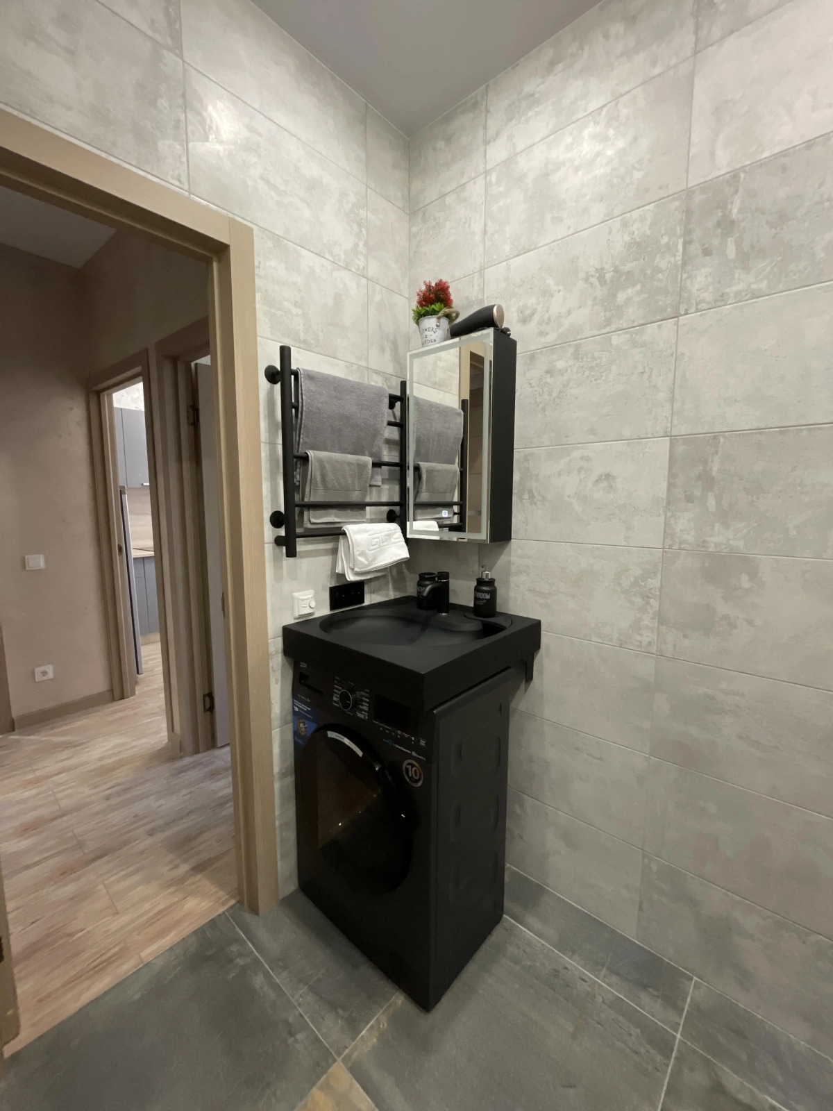 Апартаменты на Комендантском 63