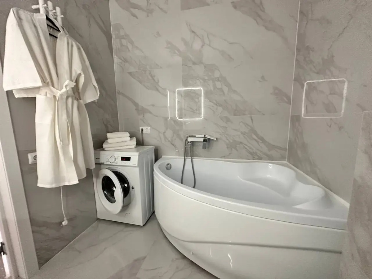 Квартира в Центре Сард 40 Вид на Горы