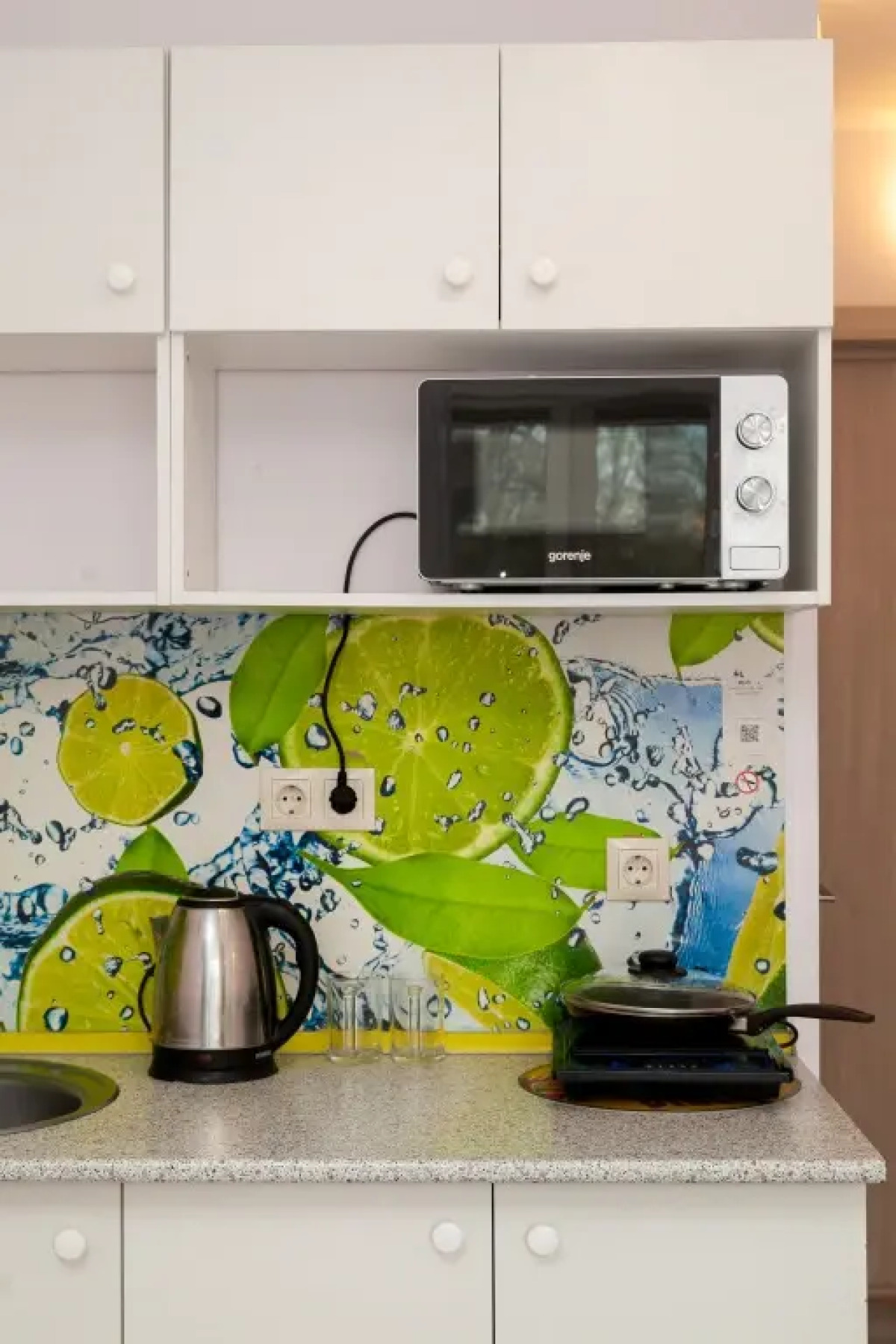 Апартаменты на Широкой