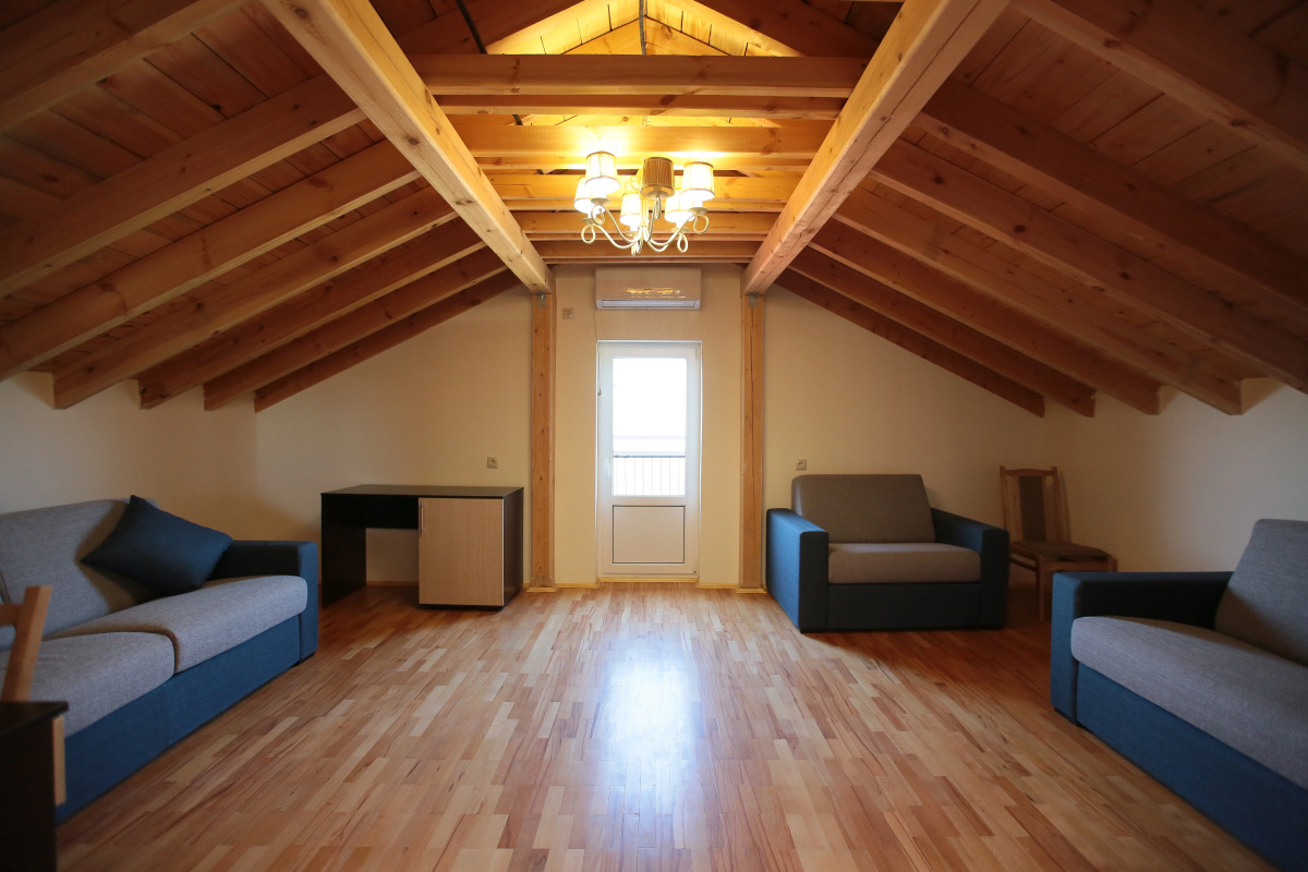 Отель Киараз Арена