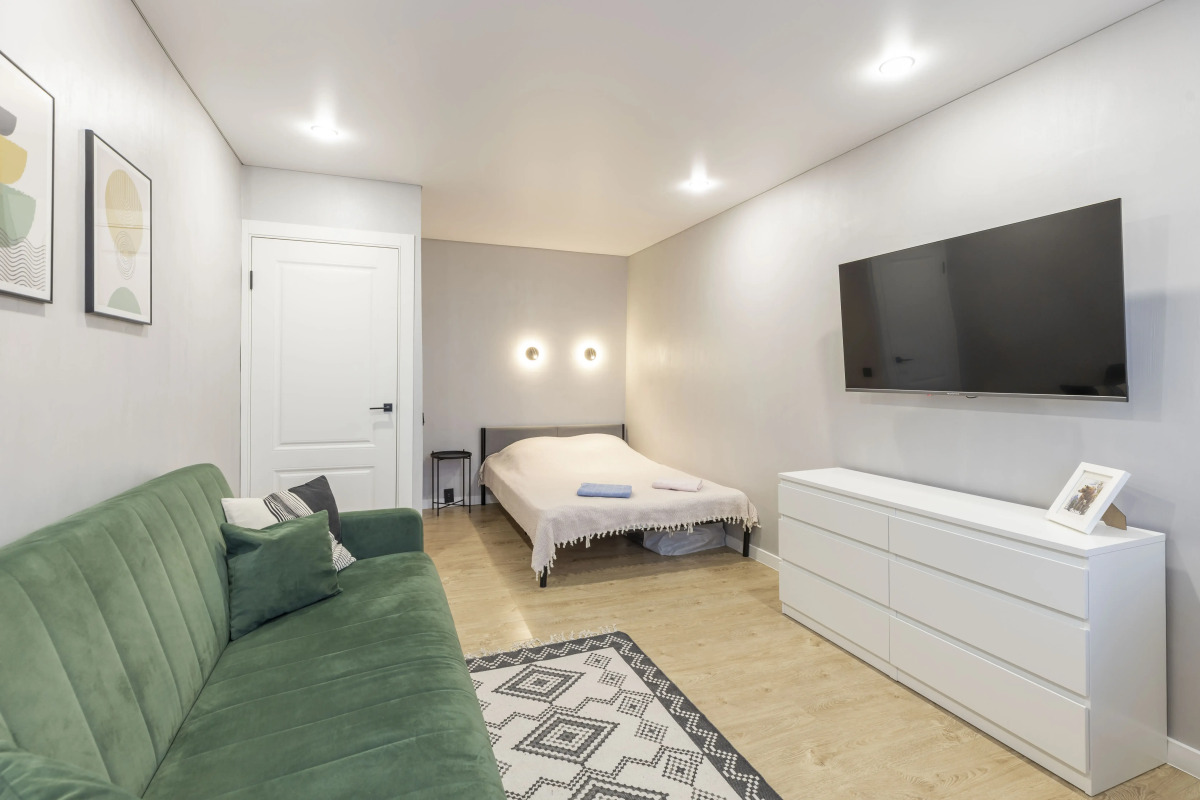 Квартира Уютная 2-к с Потрясающим Видом на Горы и Озеро