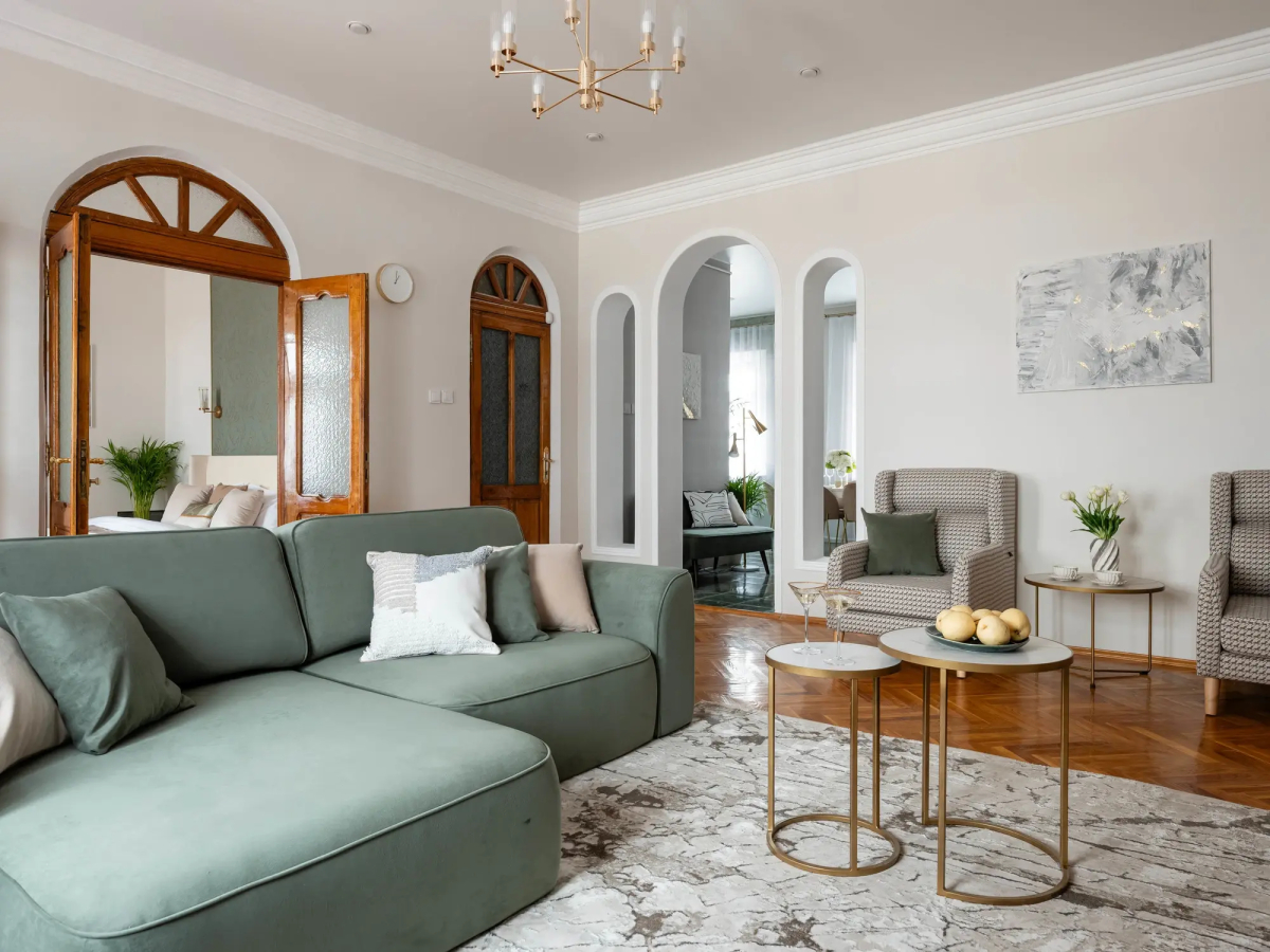 Квартира GM Apartments Новая и тихая Трехкомнатная на Тверской