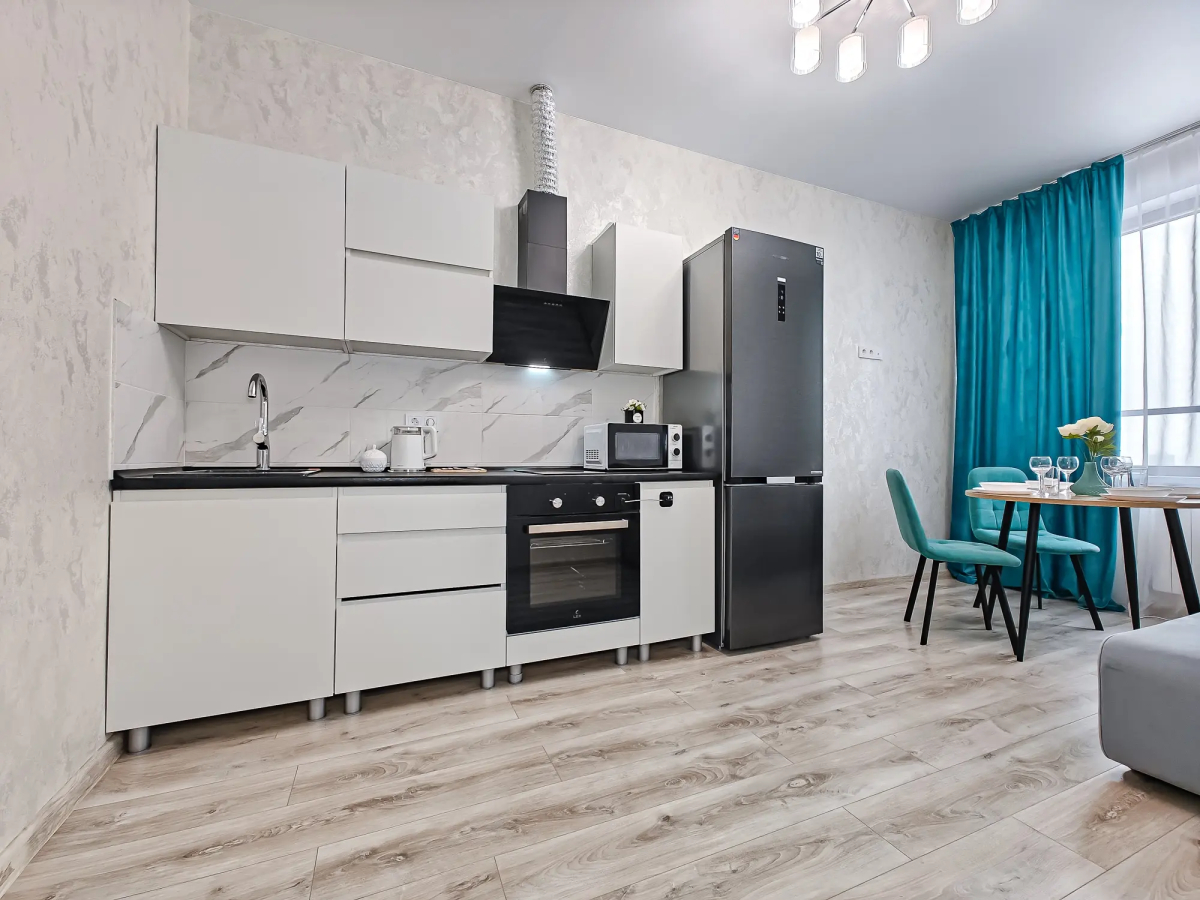 Апартаменты Евродвухкомнатные Stepanenkov на Военной 51