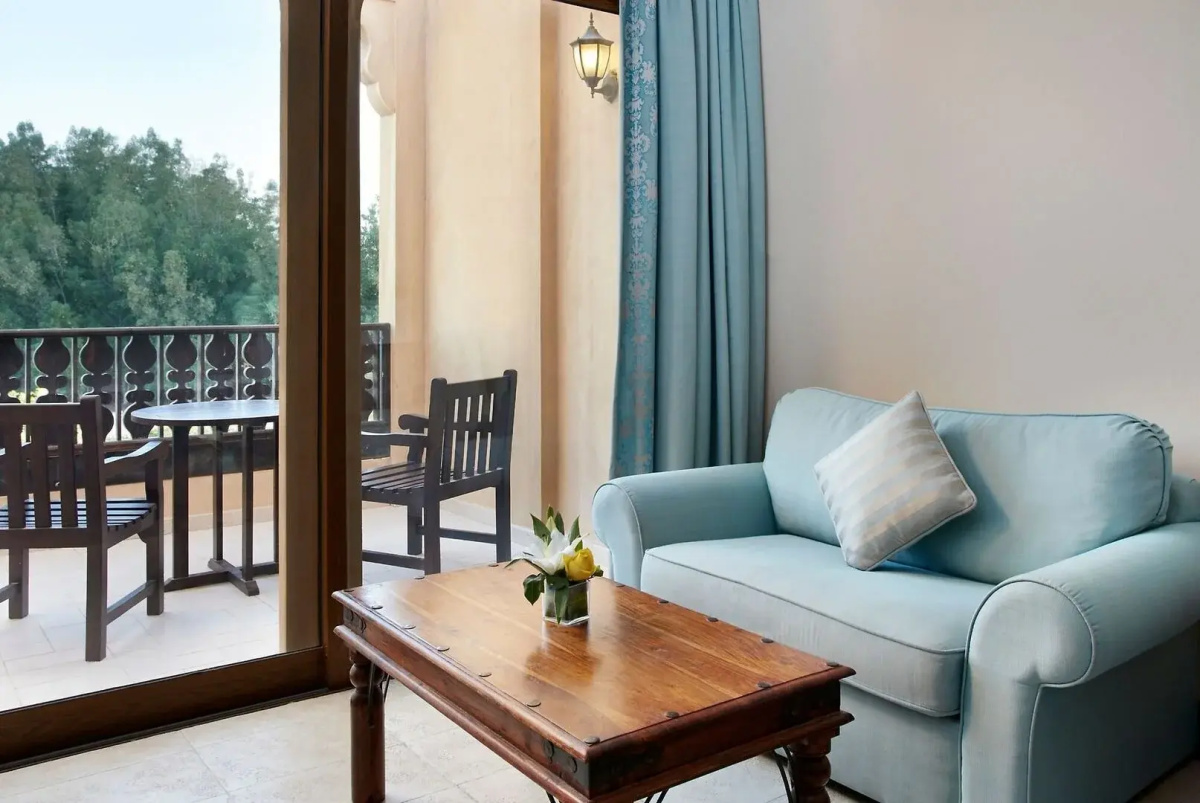 Курортный отель Sofitel Al Hamra Beach Resort