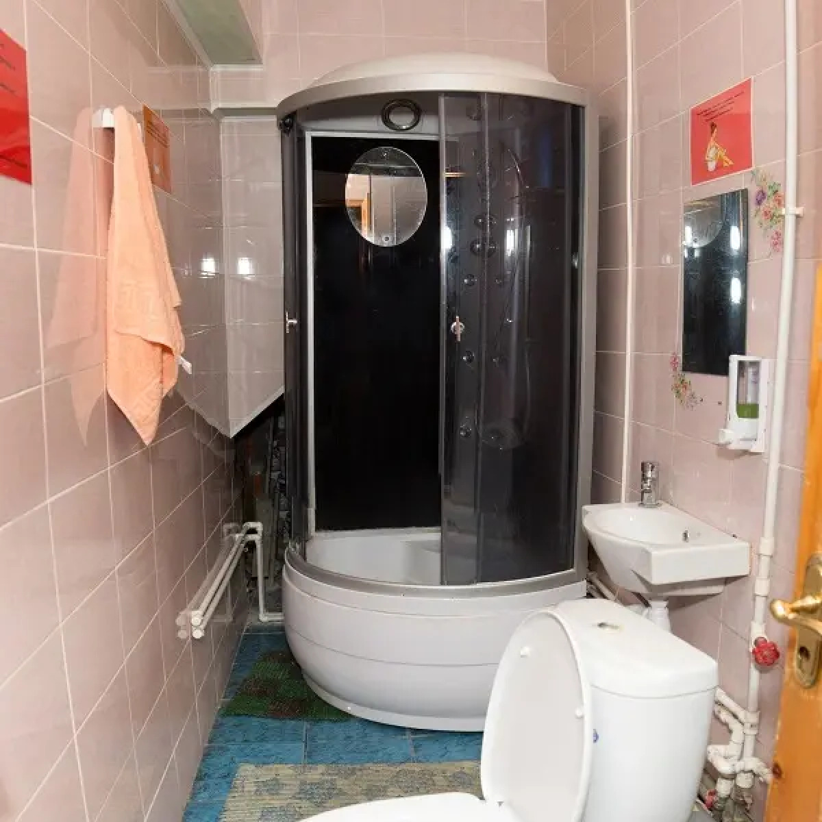 Хостел Travel Inn Достоевская