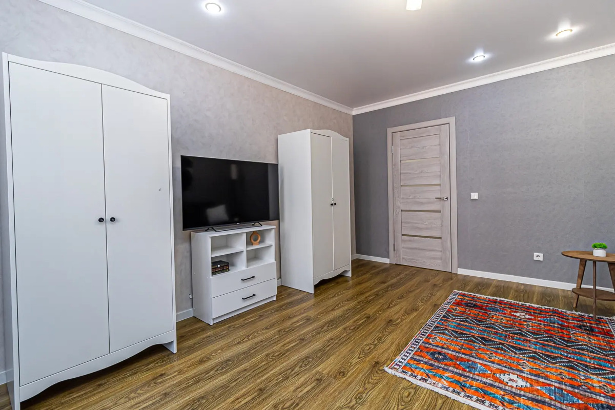 Квартира Двухкомнатная недалеко от парка Галицкого