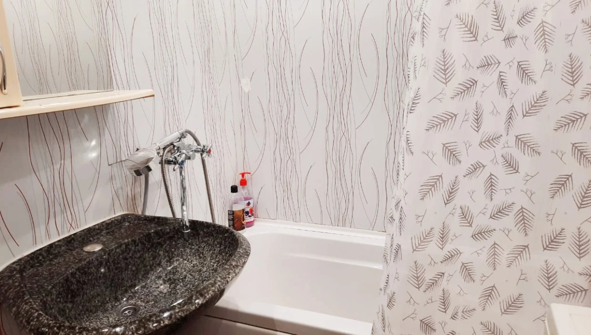 Апартаменты Красной армии 215