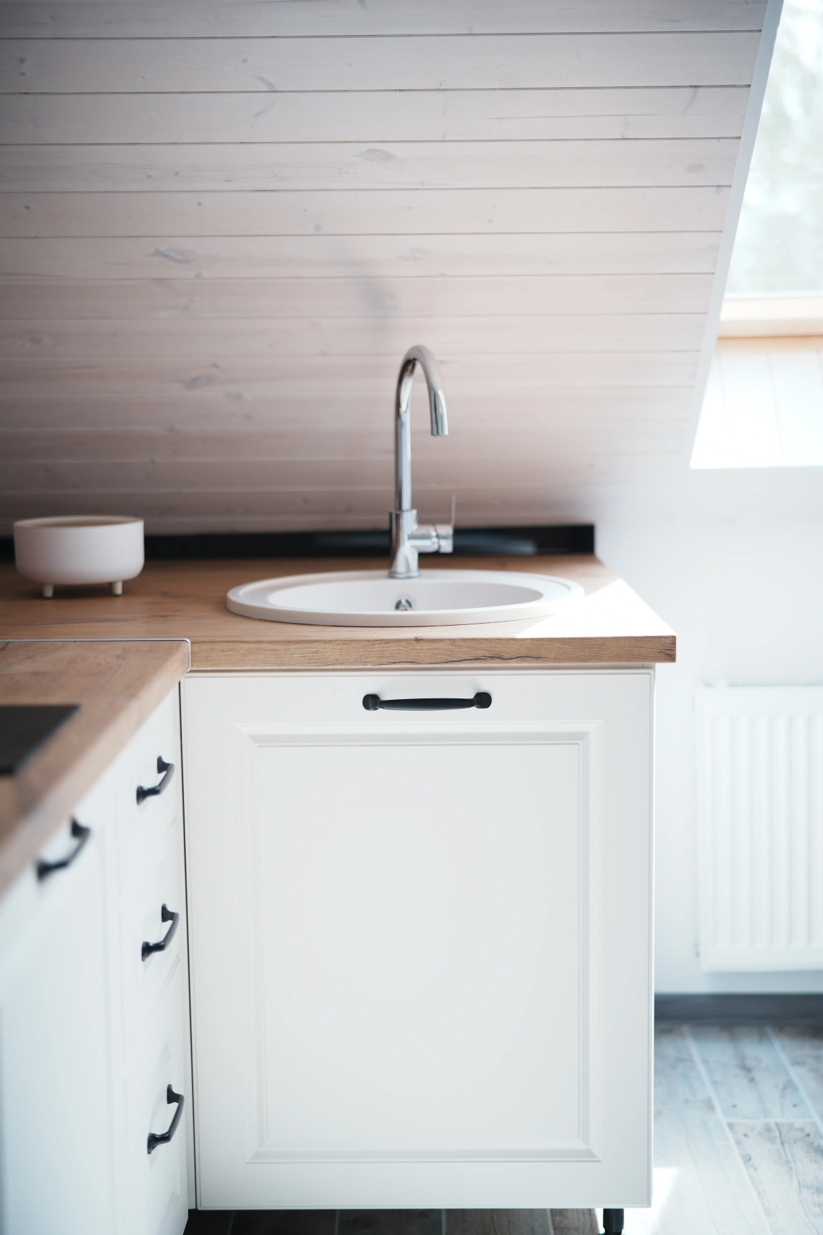 Квартира Однокомнатная мансарда у моря