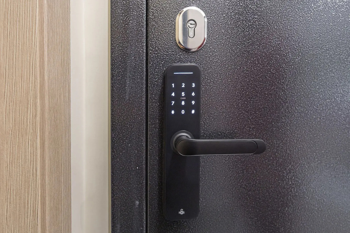 Квартира двухкомнатная в центре на ул.Большая Покровская. "Сова-Дом".