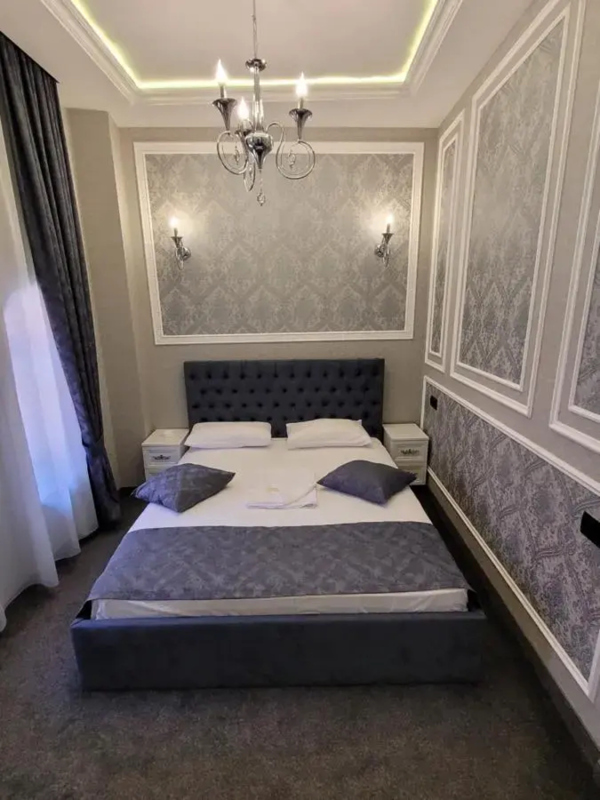 Отель Roma Yerevan & Tours