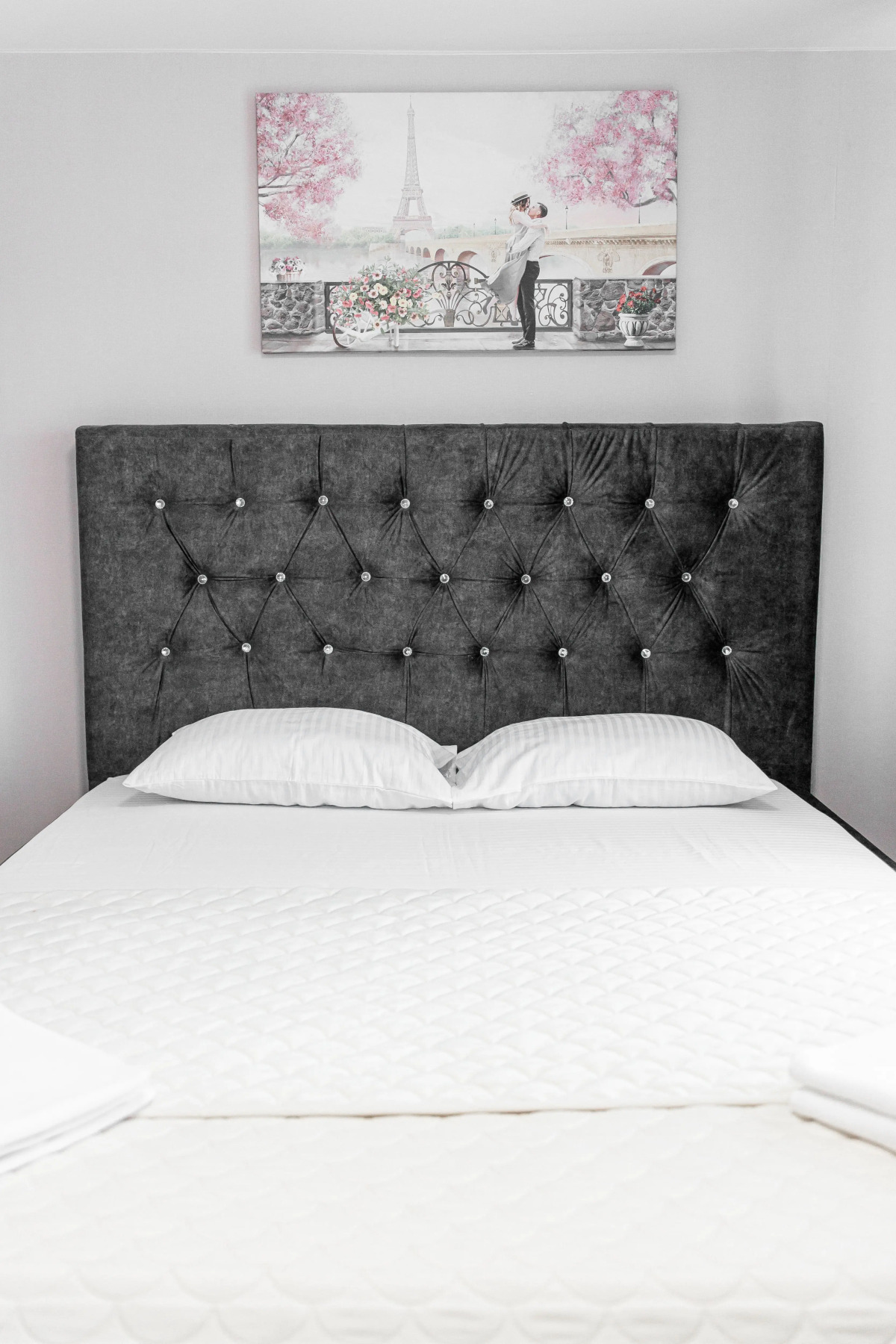 Апартаменты Двухкомнатные в центре города на Красноармейская 124