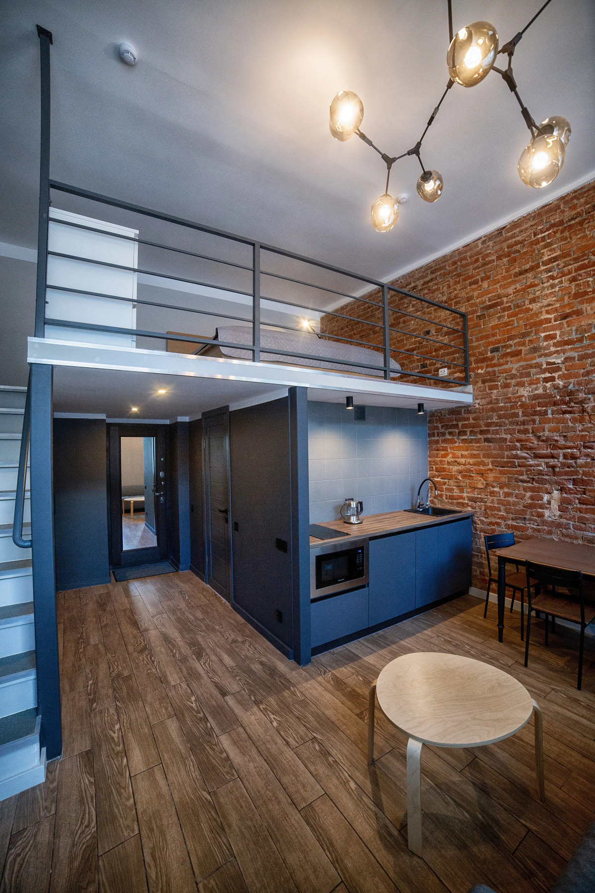 Квартира Современная двухуровневая студия