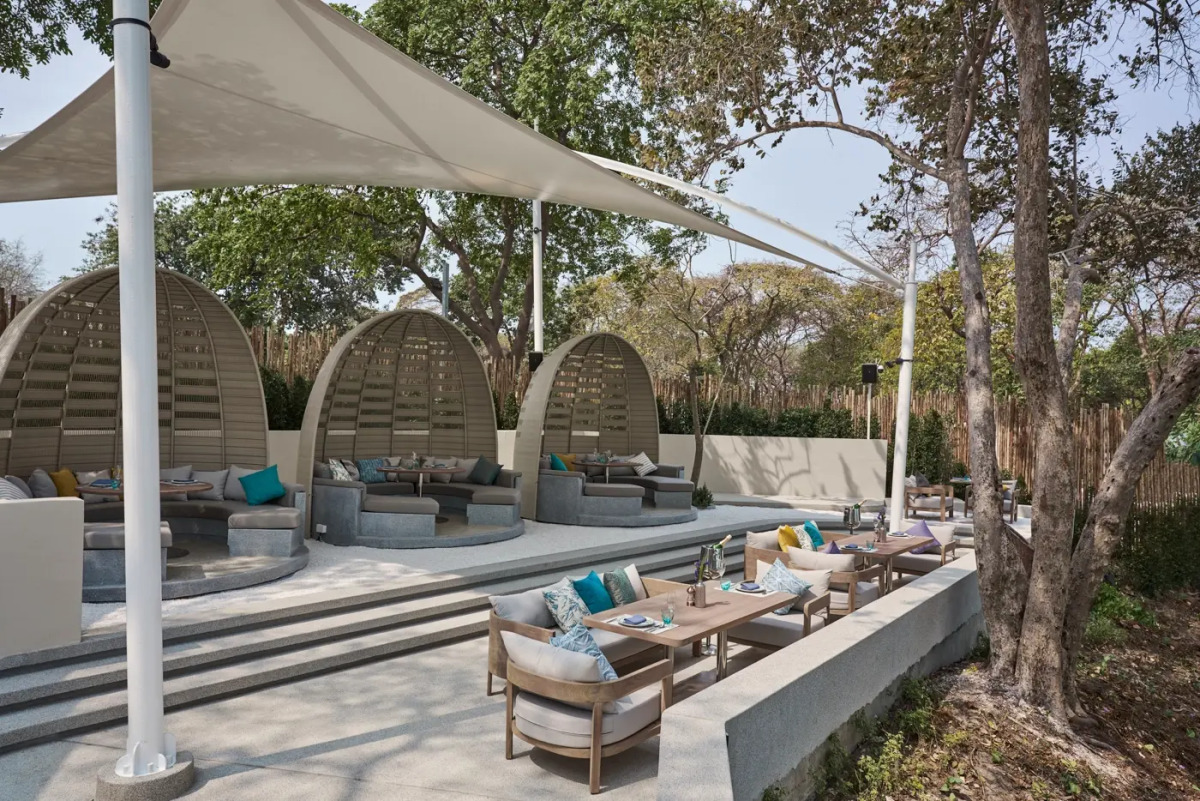 Отель Cross Pattaya Pratamnak