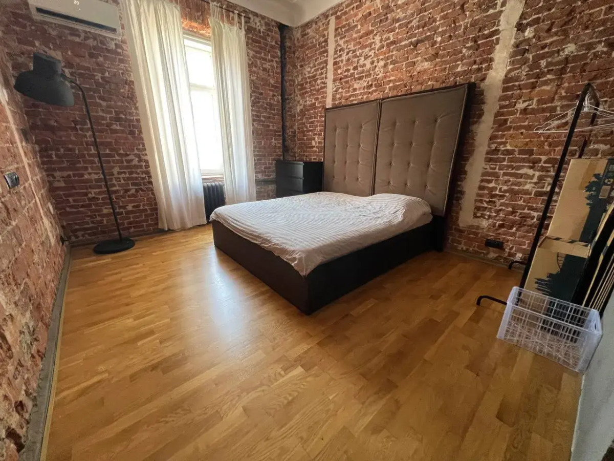 Апартаменты 3-х комнатные апартаменты в стиле лофт в самом центре