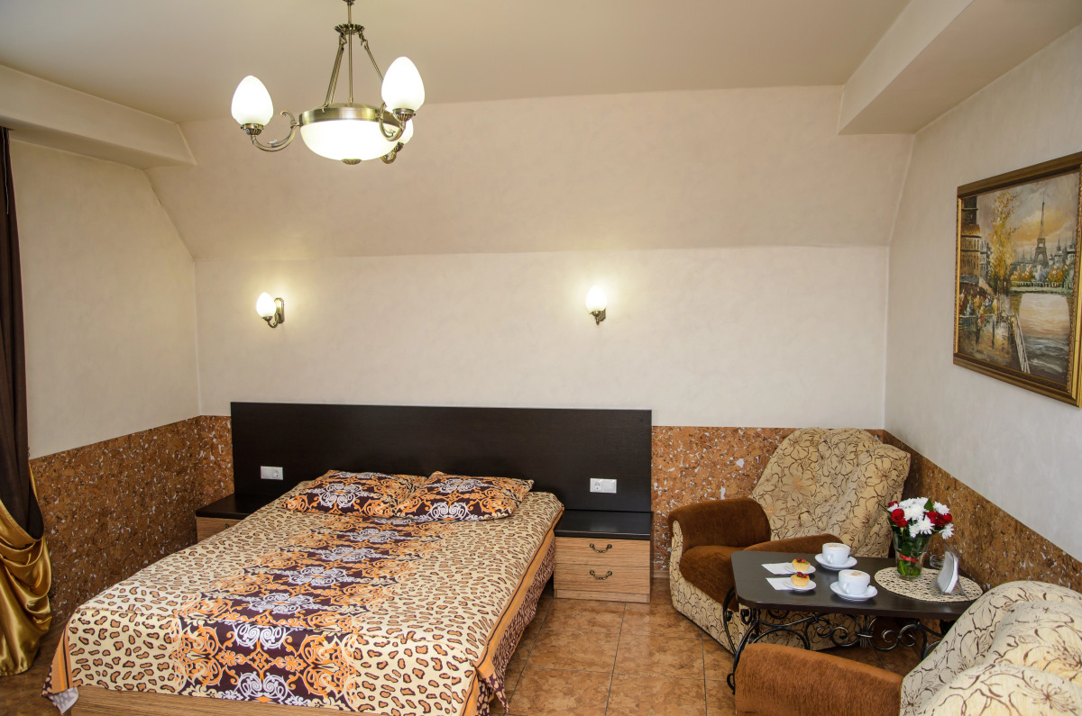 Отель Tolstogo City