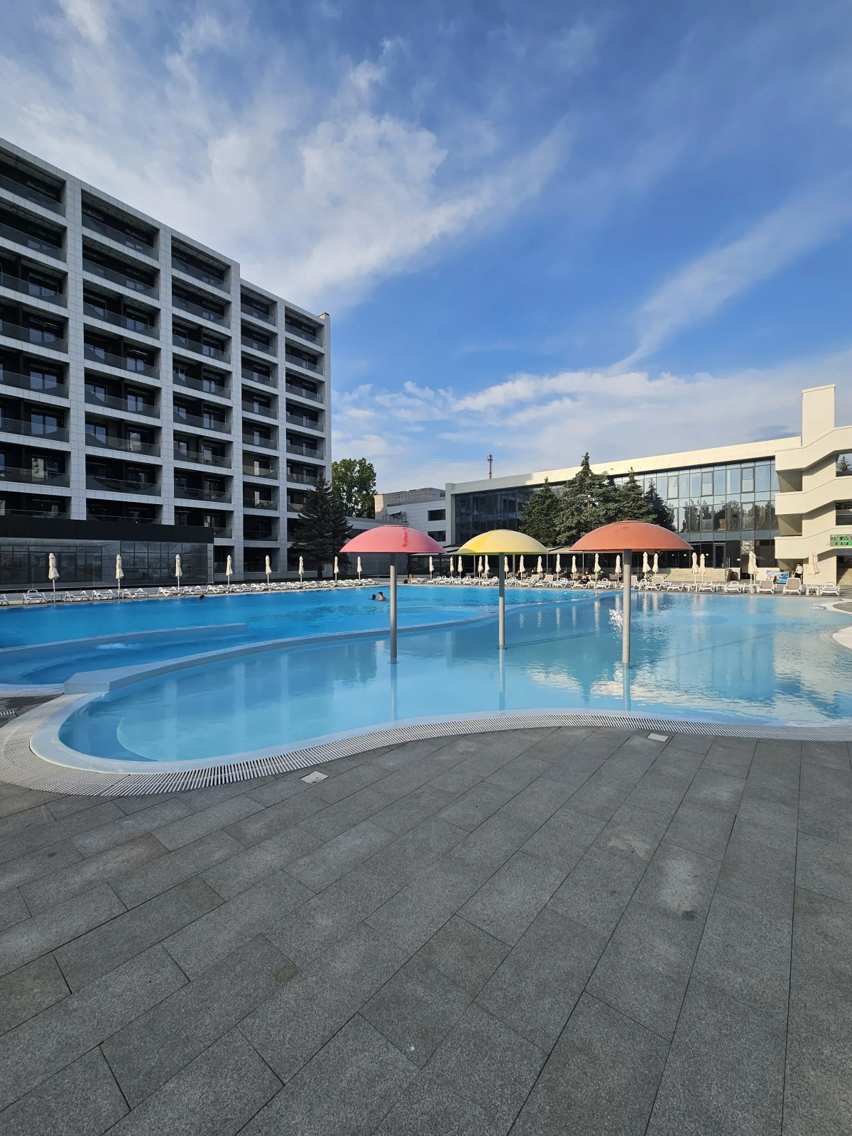 Апартаменты с бассейном