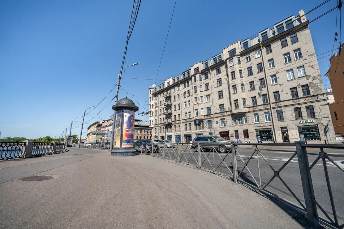 Квартира Студия 19 м² в центре Питера с видом на Неву