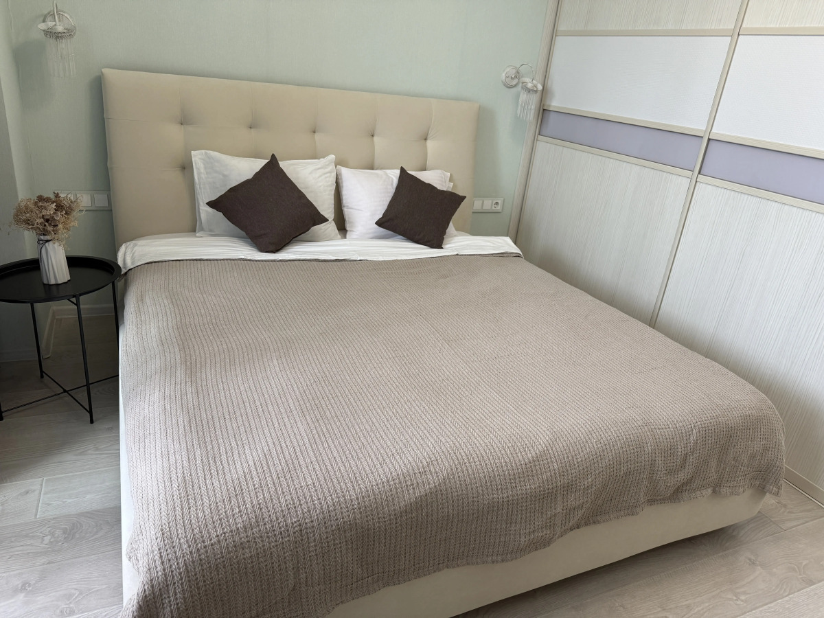 Квартира Уютная студия + спальня в ЖК Ньютон у ЛА Трактор