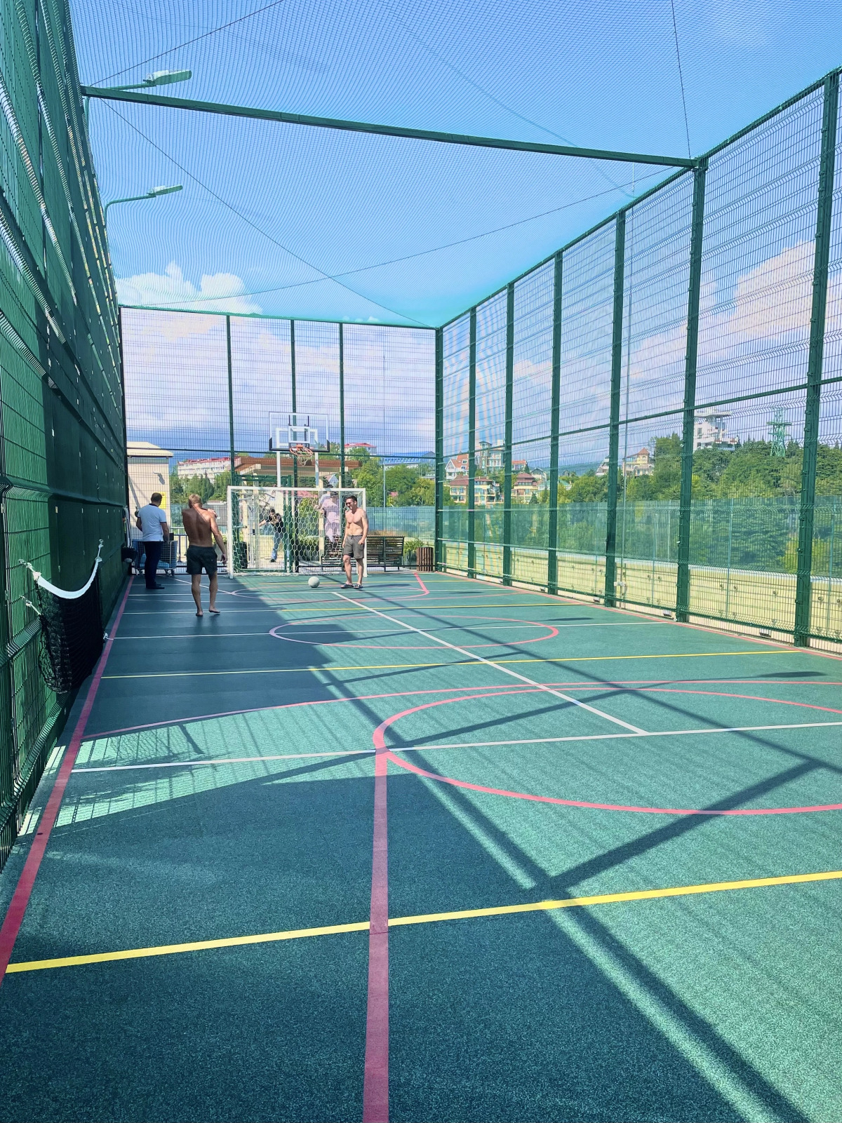 Апартаменты Умные с бассейном у Дендрария