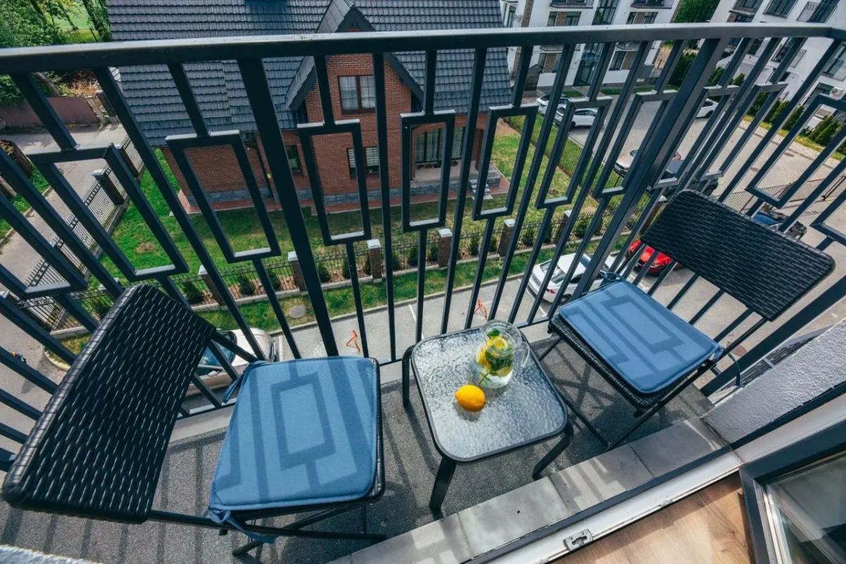 Квартира двушка в 100 метрах от моря