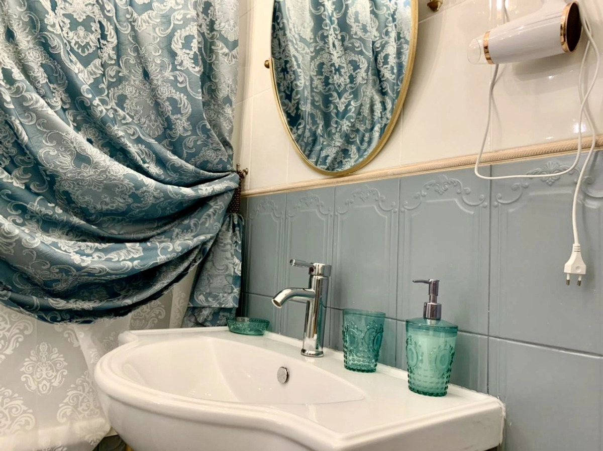 Квартира Трёхкомнатная-люкс на 23 этаже с видом на Волгу