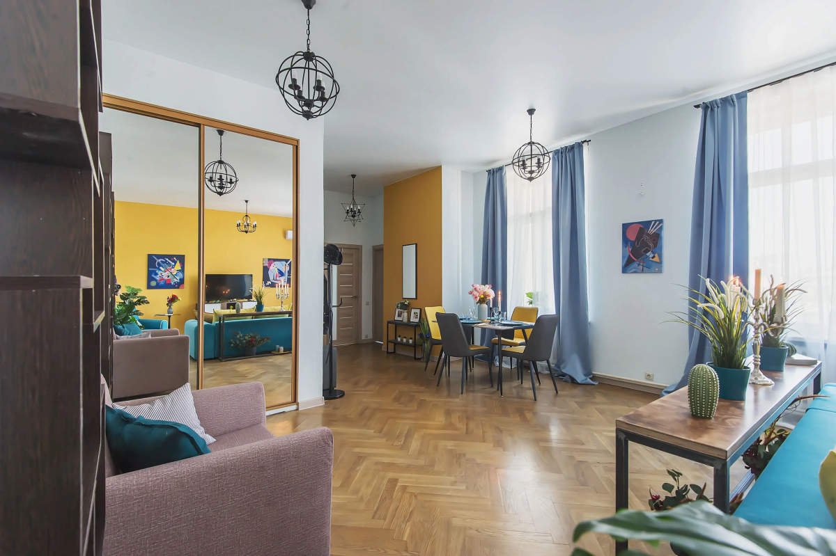 Квартира GM Apartments в легендарном Доме на Набережной