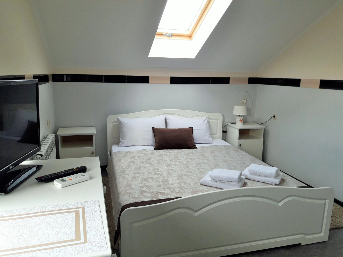 Золотая Роза