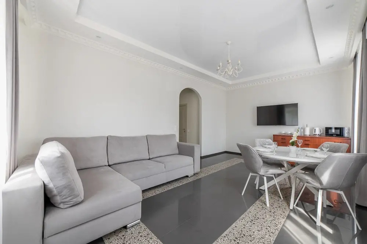 Апартаменты на улице Коммуны 2