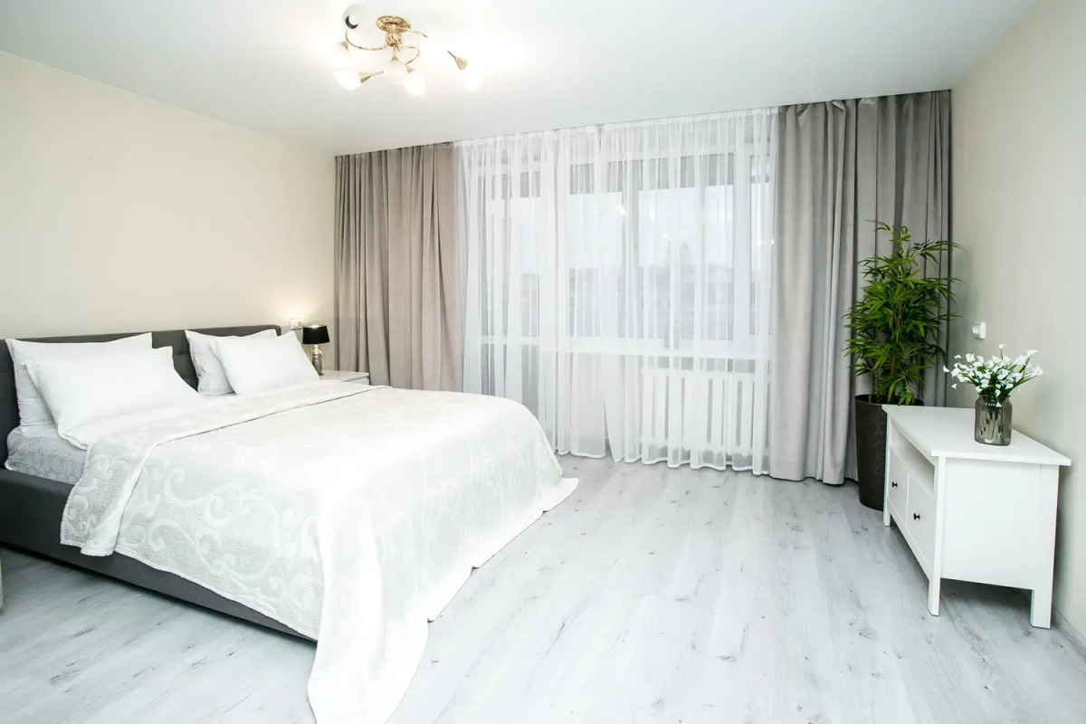 Апартаменты 4 комнатные Немига 6 Центр!