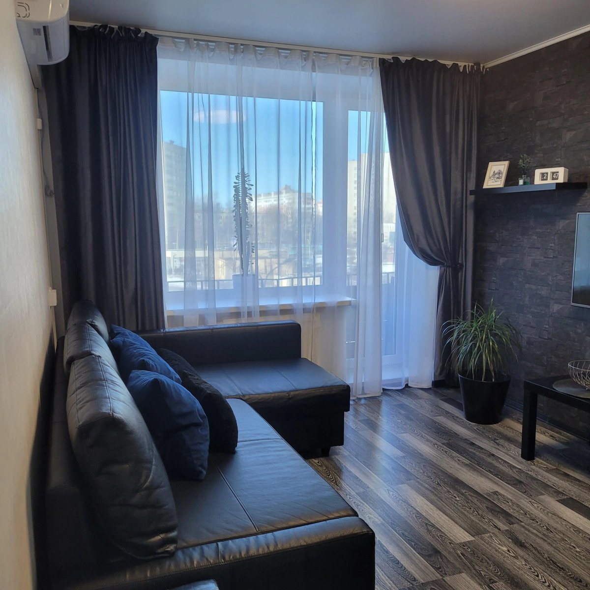 Апартаменты White & Black