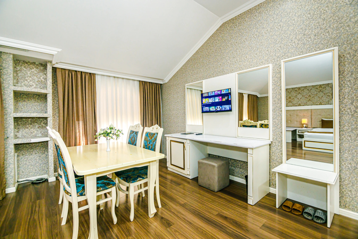 Отель Maris Baku